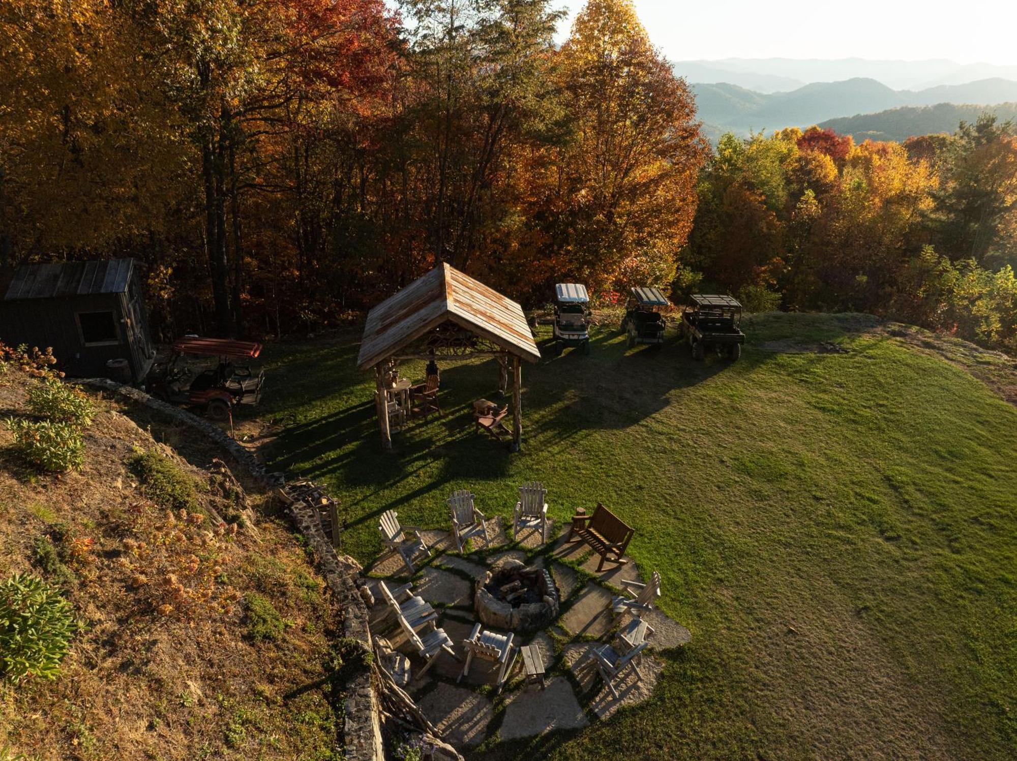 Hotel Elk & Embers Mountain Hideaway à Waynesville Extérieur photo
